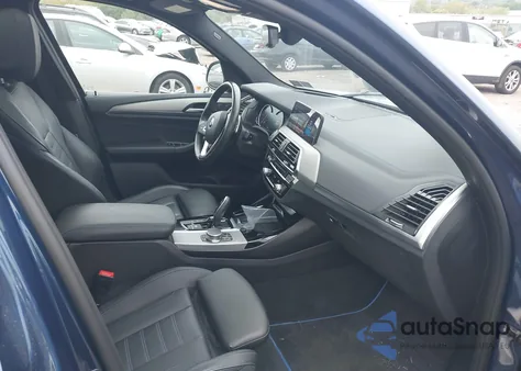 2018 BMW X3 xDrive30I z USA, uszkodzony, nr VIN 5UXTR9C54JLC81932